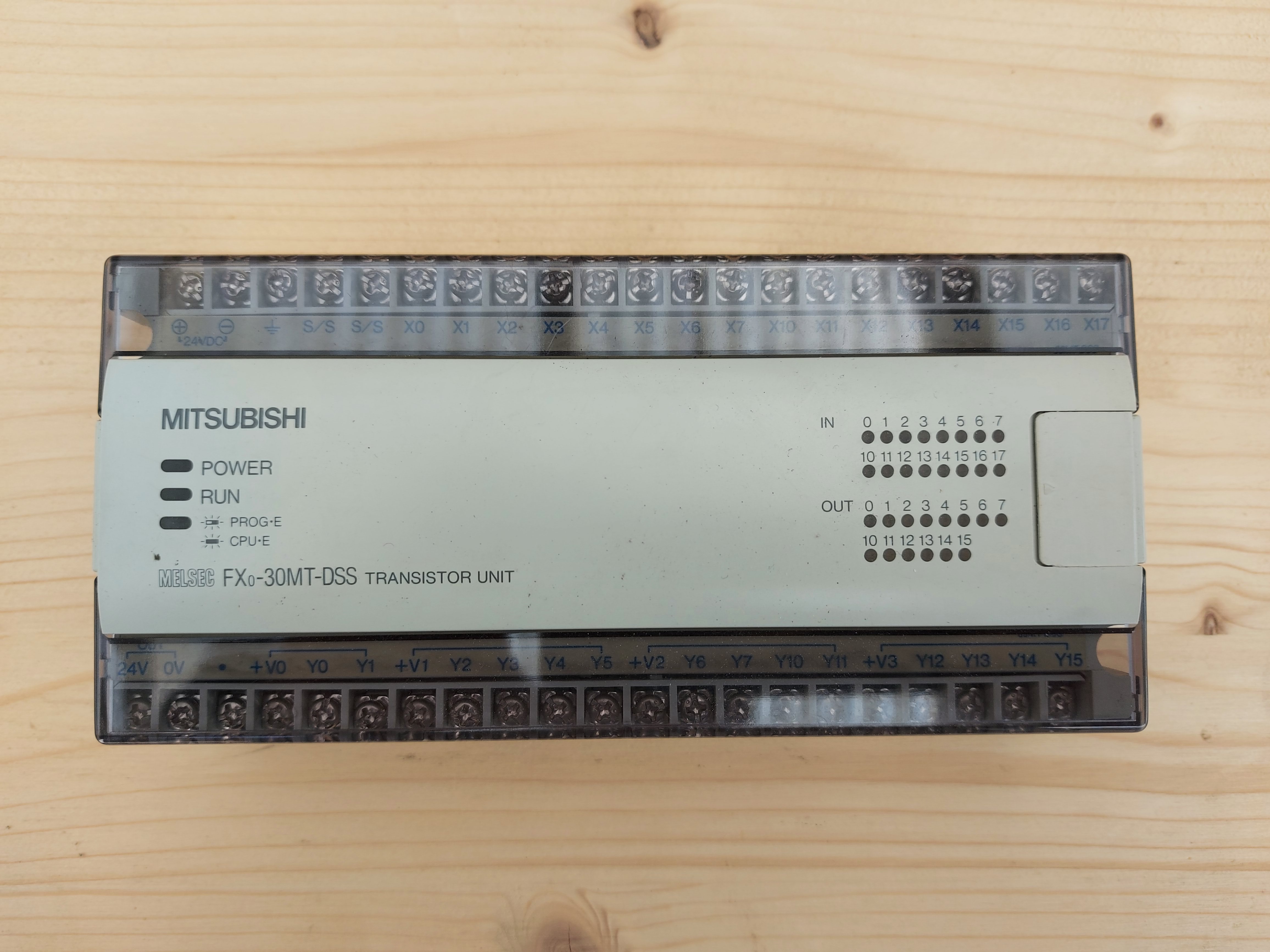 Mitshubishi CPU Type FX0-30MT-DSS Transistor Unit
